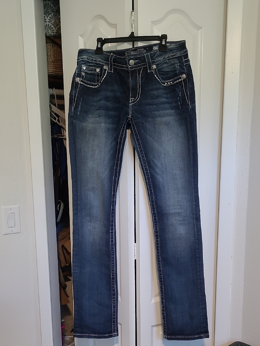 Miss Me Jeans 29 Straight Denim Pockets Rhinestones Women Faded Distressed